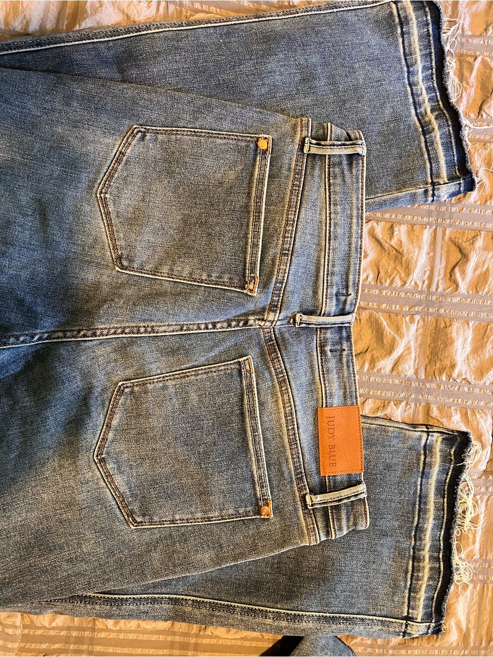 Judy Blue Medium Wash Slim Boot Jeans with tummy control - Picture 3 of 3